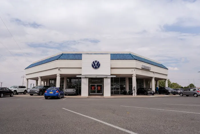 University Volkswagen Service 0