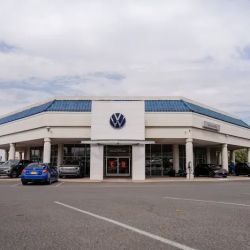 University Volkswagen Service ico