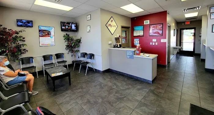 Jiffy Lube Oil Change & Multicare 4