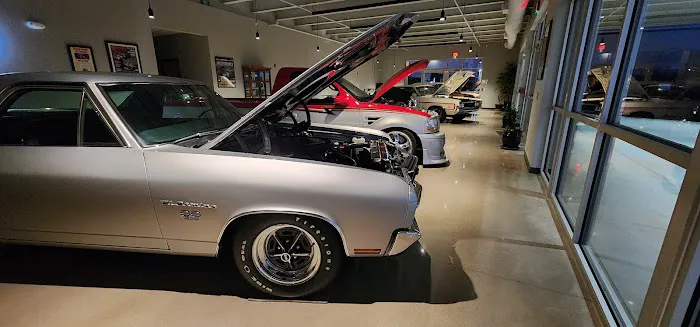 Guthrie's Garage 4