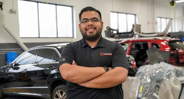 Crash Champions Collision Repair Juan Tabo 3