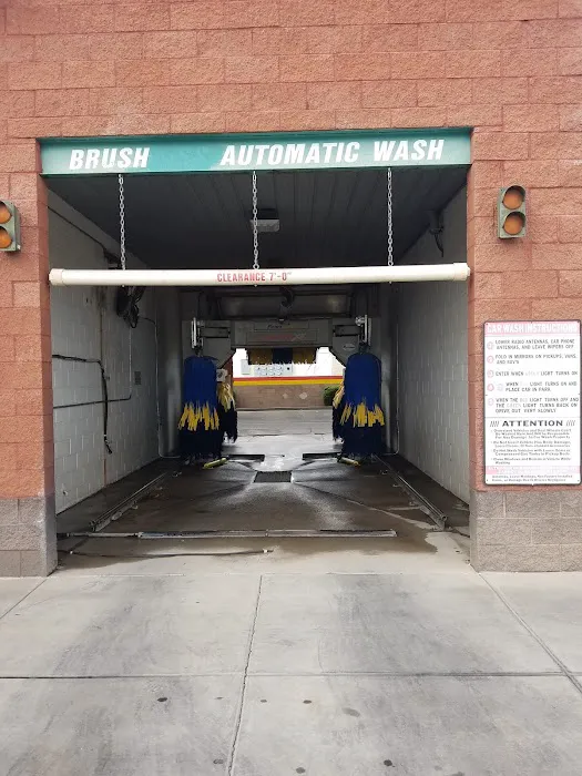 Splash N Dash Car Wash & Emissions 2