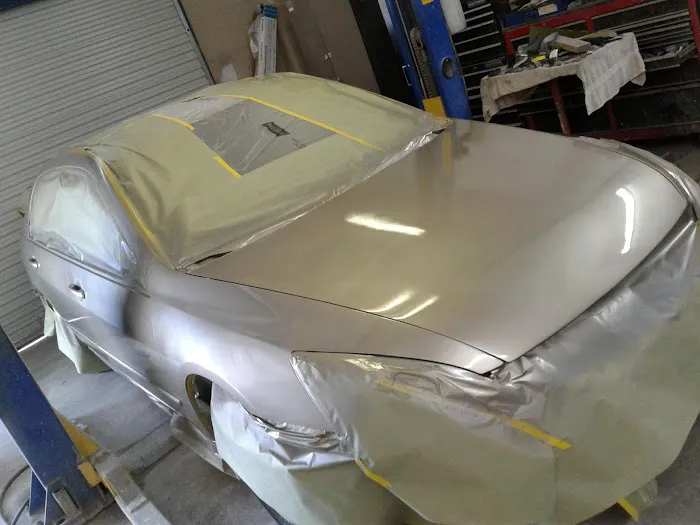 LV AUTOMOTIVE 4
