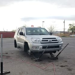 Llantera El Yaqui ico