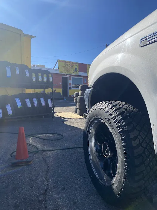 Llantera El Yaqui 8