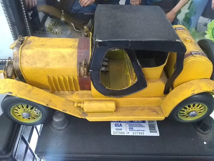 Super 6 Tokyo Auto Services Inc 9