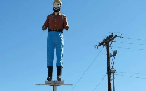 Muffler Man Paul Bunyan