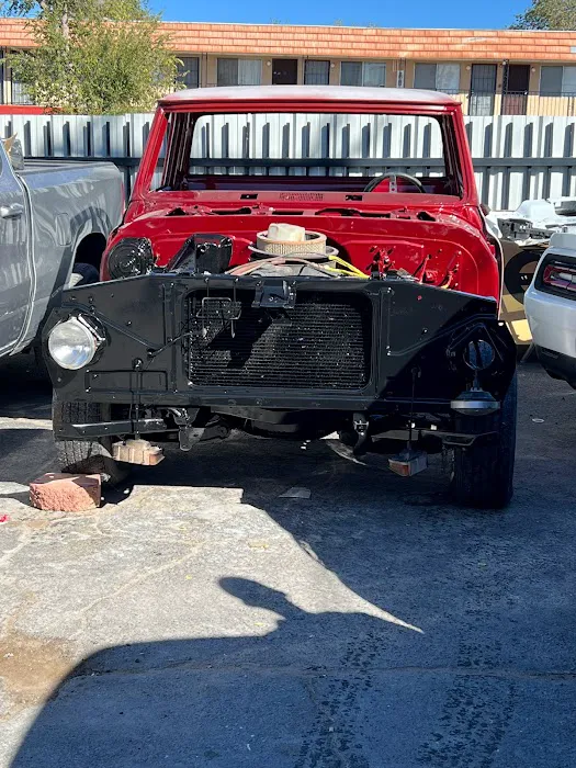 Pedro’s Auto Body Shop 8