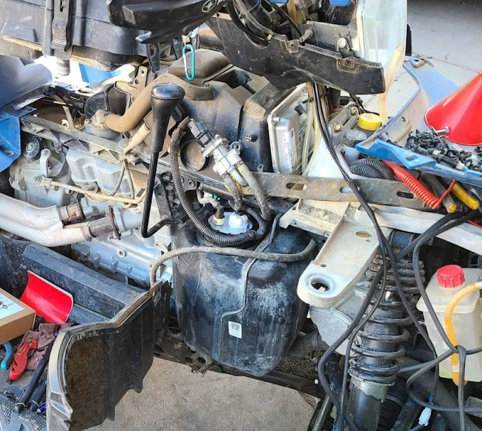 North Bar Service Center 6