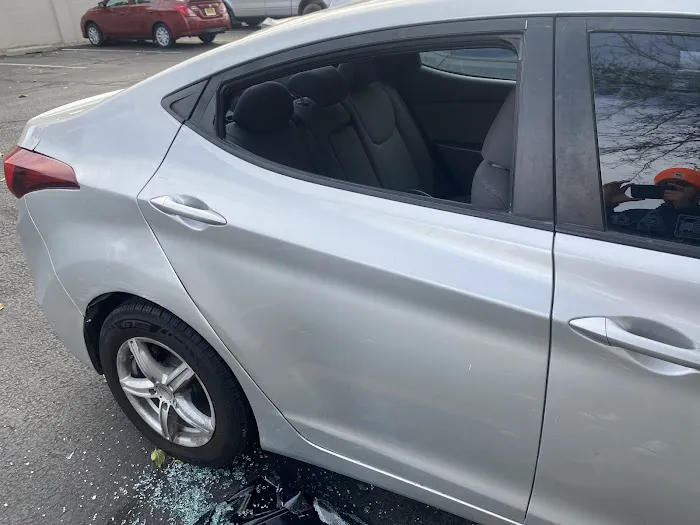 ACCESS 1 AUTO GLASS 8