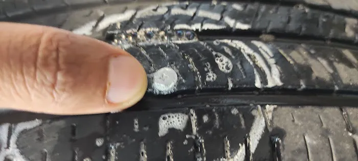 Hernández Romero tire shop 0
