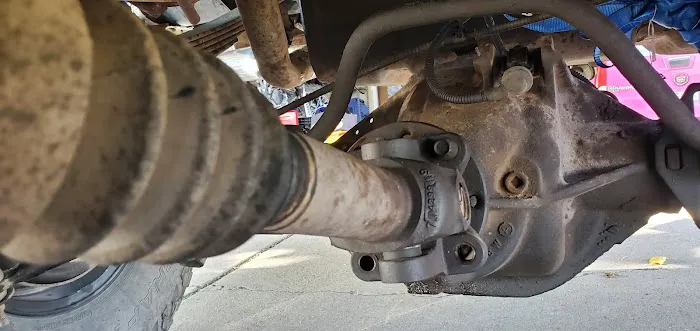 Wilson's U Joint and Driveshaft 3
