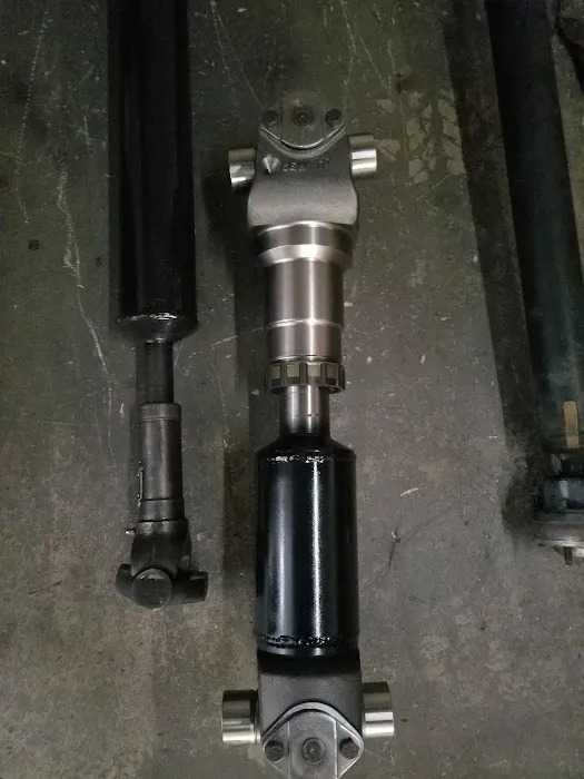 Wilson's U Joint and Driveshaft 2