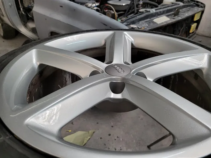 Quality auto body 9