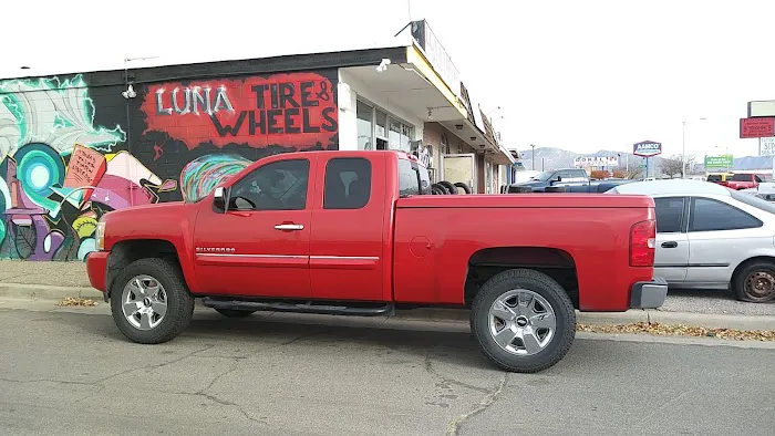Luna Tires 7