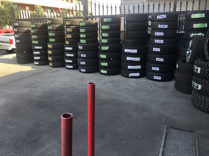 AA Wheels and Tires 0