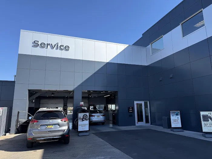 Melloy Nissan Service 9