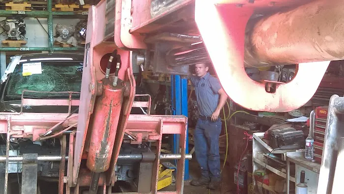 Five J's Auto Parts 4