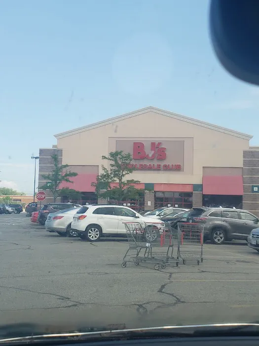 BJ's Tire Center 2