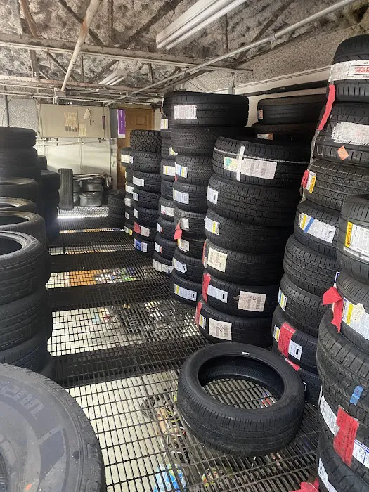 Vasquez tire 2