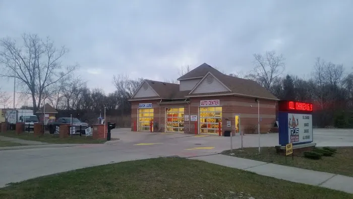 RJS Quick Lube and Auto Center 4