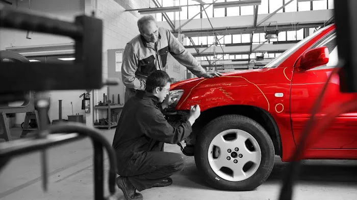CARSTAR American Collision Experts 8