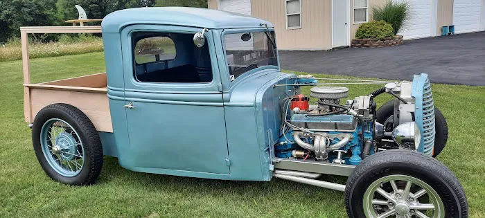 Skinnys Garage Llc 2
