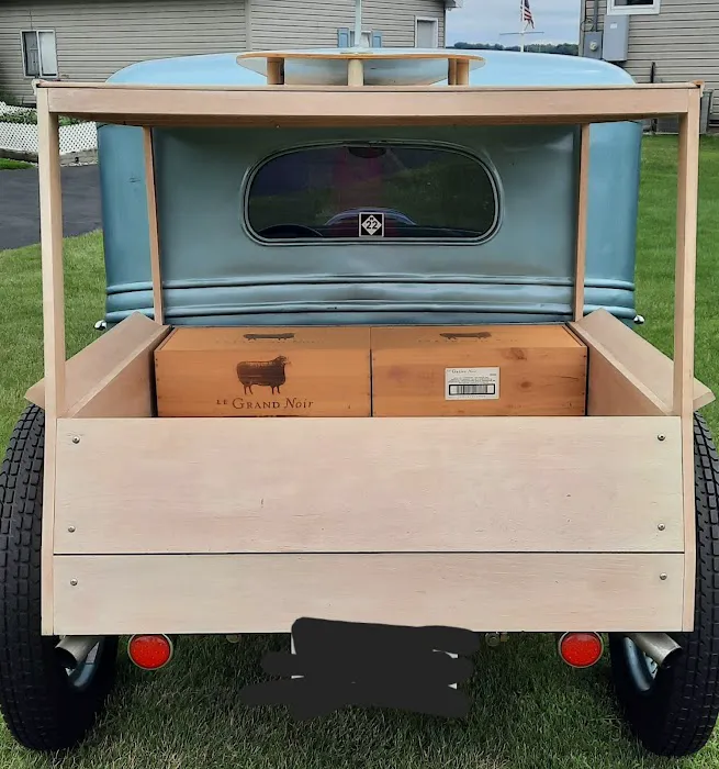 Skinnys Garage Llc 3