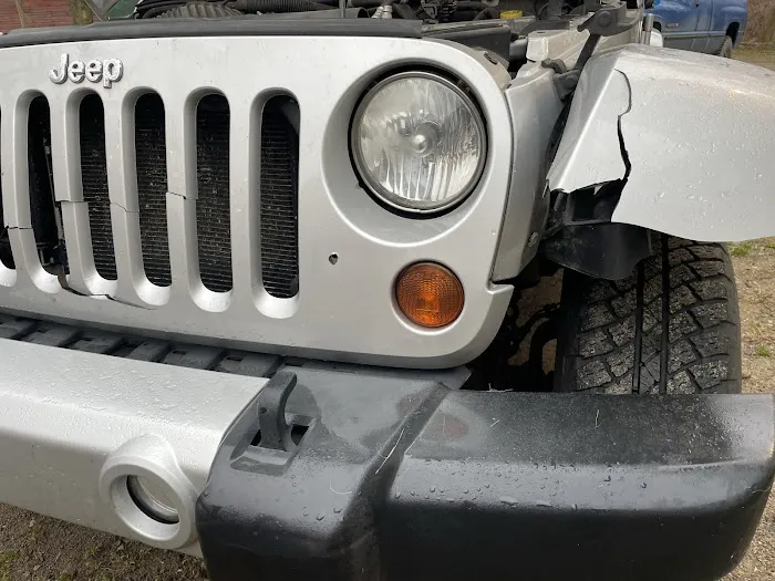 Irish Hills Collision & Service 6
