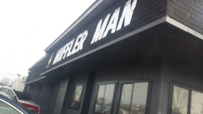 Muffler Man 1