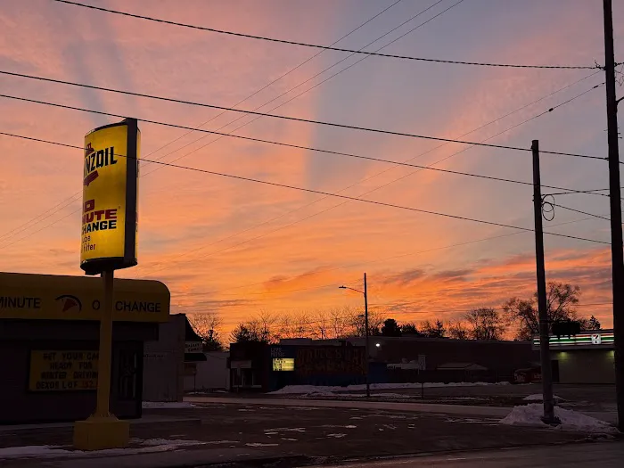 Geyer's Pennzoil 10 Minute Oil Change 5