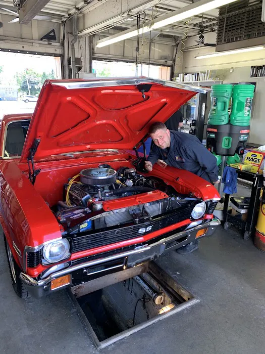 Geyer's Pennzoil 10 Minute Oil Change 4