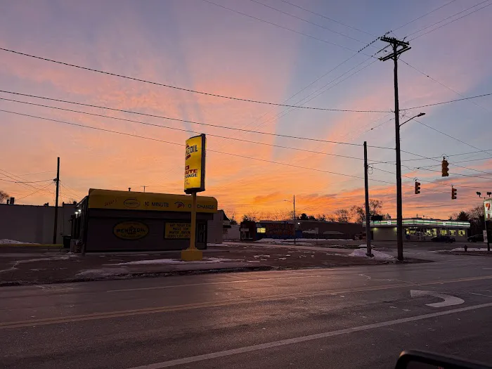 Geyer's Pennzoil 10 Minute Oil Change 6