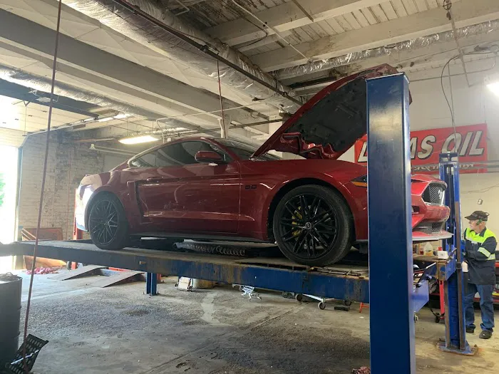 Dick's Auto Service 4