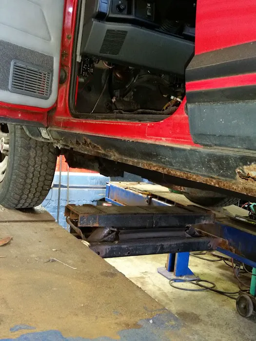 Dick's Auto Service 6
