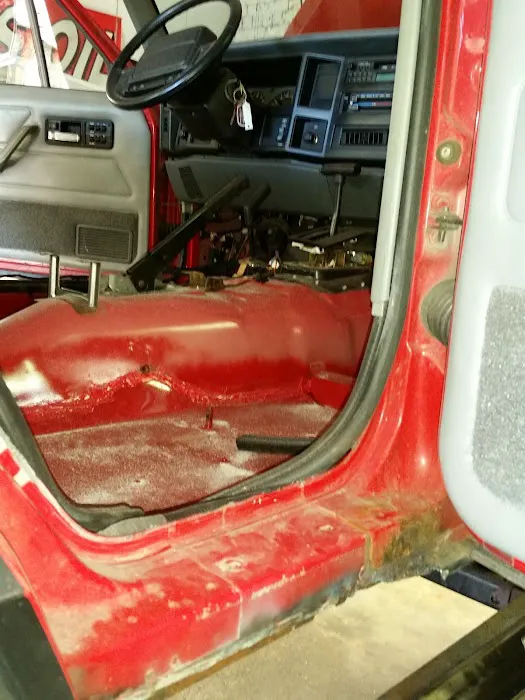 Dick's Auto Service 5