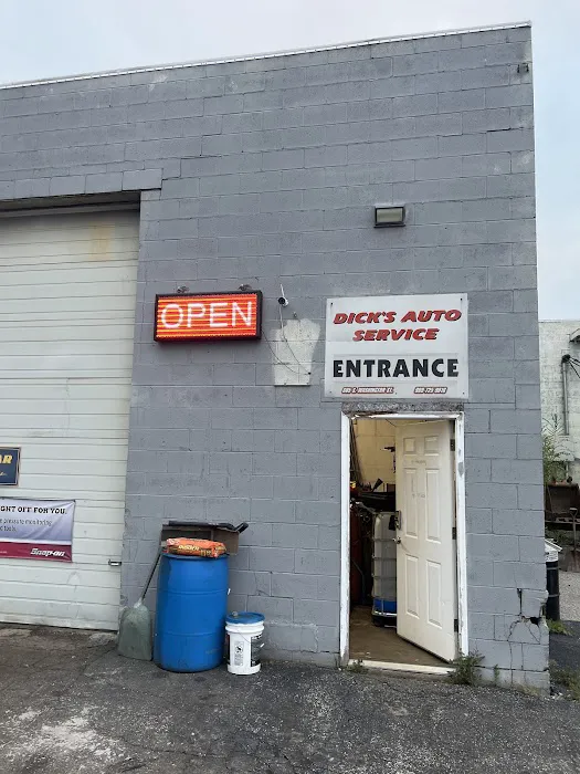 Dick's Auto Service 1