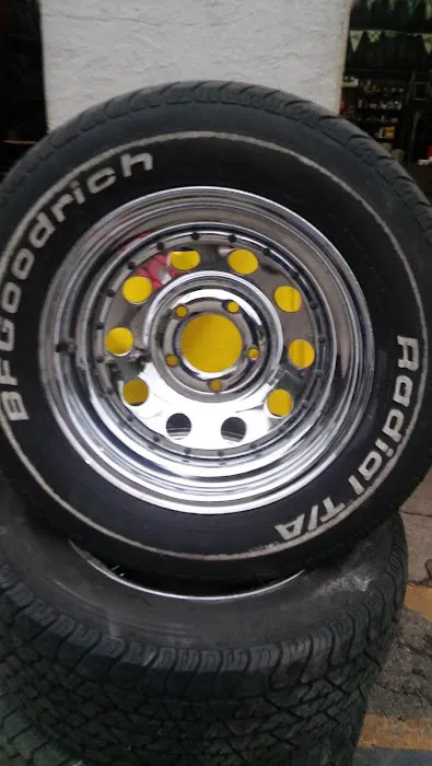 Torres Tire Shop 4