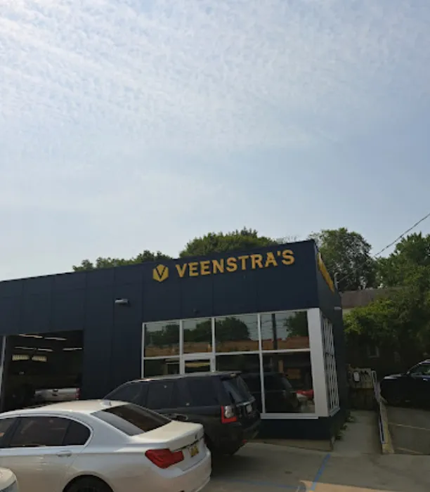 Veenstra's Garage 8