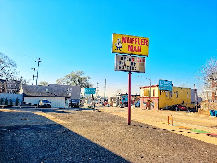 Muffler Man 1