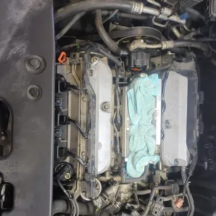 OYOLA AUTO SERVICE 0