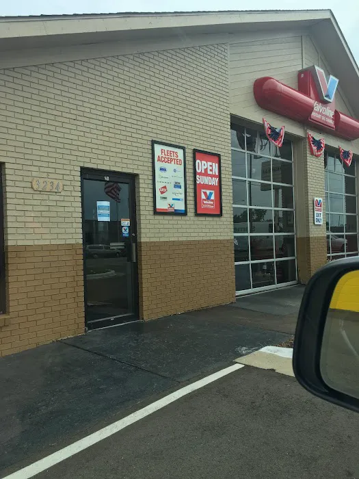 Valvoline Instant Oil Change 3