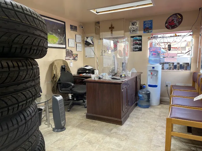 Advance Tire 1