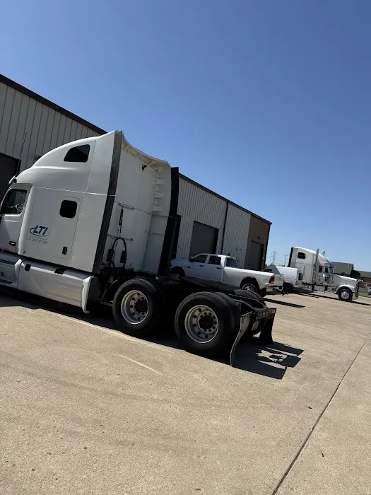 Dynamic Truck & Trailer Services 3