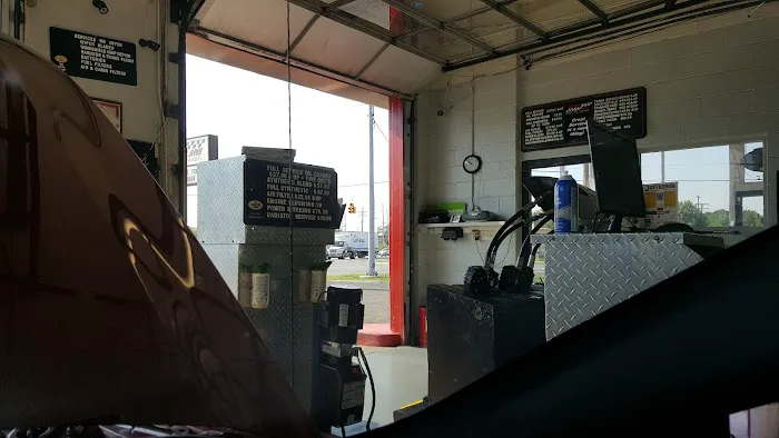 Victory Lane Quick Oil Change (Monroe, N. Monroe St) 0
