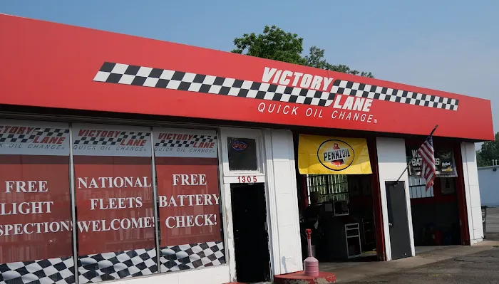 Victory Lane Quick Oil Change (Monroe, N. Monroe St) 8