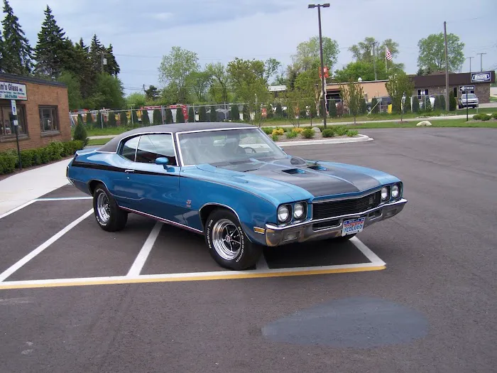 WRENCHERS Hot Rod, Classic, & Muscle Car Shop 9