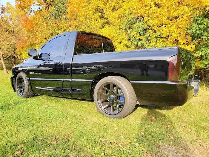 Mitten Auto Tint & Customs 😎 1