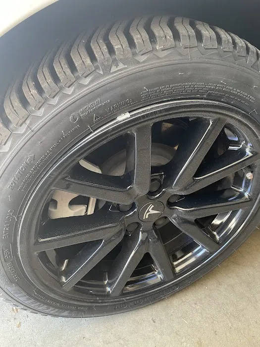 Mitten Auto Tint & Customs 😎 6