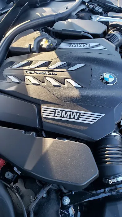 BMW of Bloomfield Hills Service and Parts 6